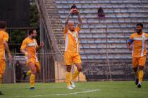 Brasiliense vence e volta à zona de classificação da Série D
