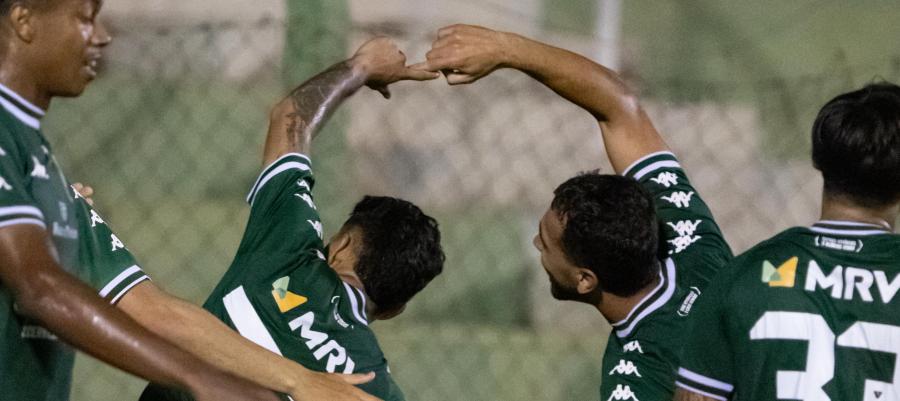 Gama vence de virada e mantém liderança na Copa Verde