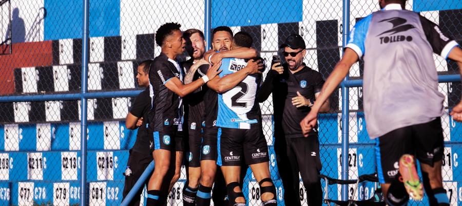 Capital goleia e se classifica para terceira fase da Série D
